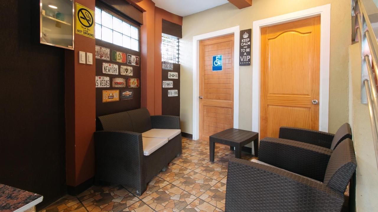 Reddoorz Plus Near Lapasan Plaza Cagayan De Oro Exterior foto