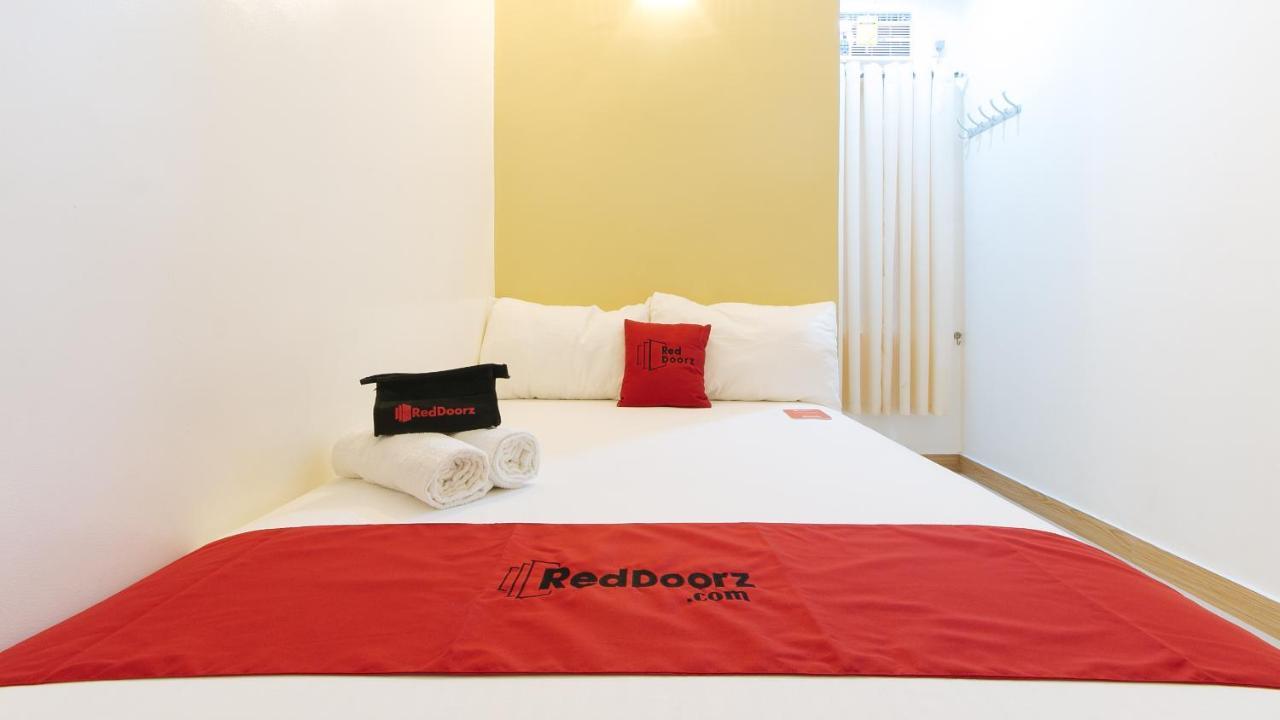 Reddoorz Plus Near Lapasan Plaza Cagayan De Oro Exterior foto
