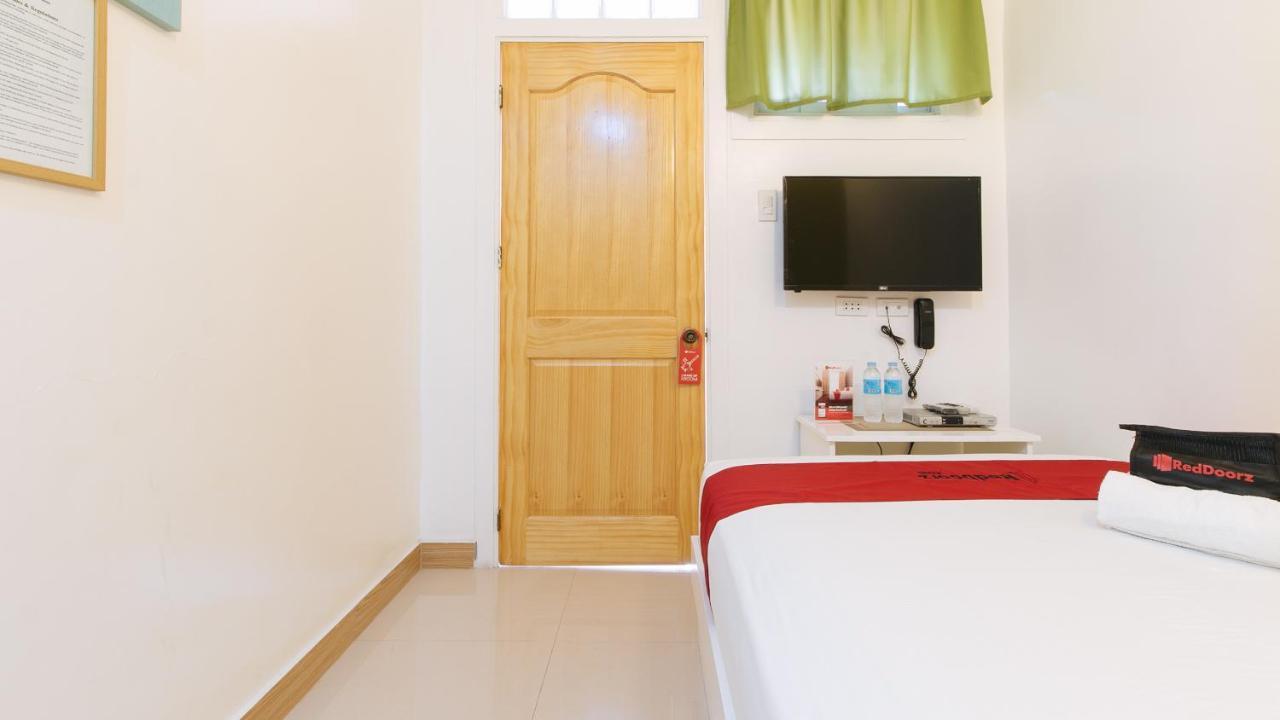 Reddoorz Plus Near Lapasan Plaza Cagayan De Oro Exterior foto